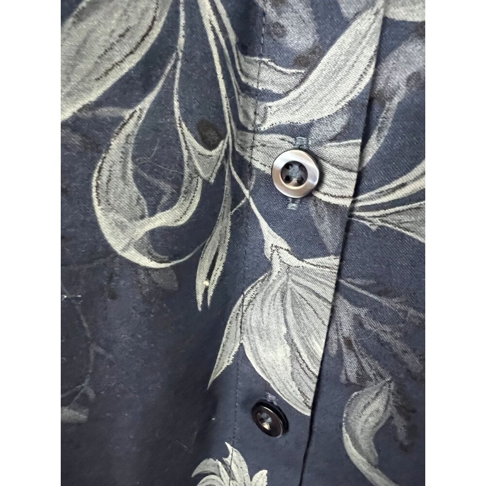 Chico's No Iron Button Front Shirt Autumn Whisps Tunic Size 4 US 20 NWT Blue - Picture 4 of 9